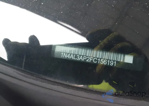 2015 Nissan Altima 2.5 S z USA, uszkodzony, nr VIN 1N4AL3AP2FC156191